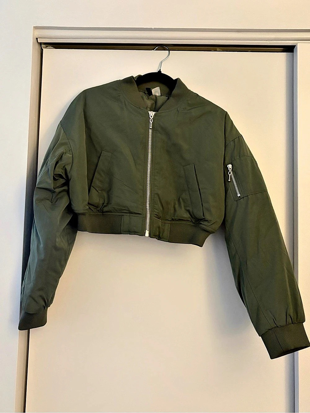 H&M Cropped Bomber Jacket in Green